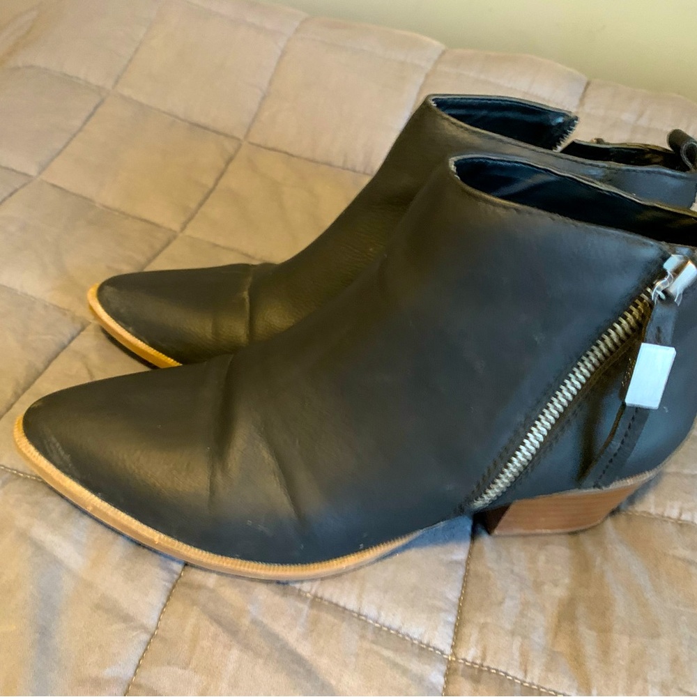 Circus By Sam Edelman Holden Bootie only worn twice